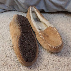 Ugg slippers